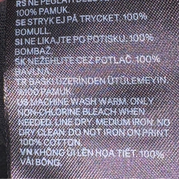 FRIENDS H&M WB T-shirt Size M TV Show Series Authentic Licensed WB Black Tee - Picture 9 of 9